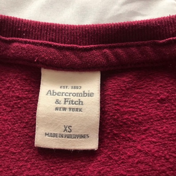 SOLD •Abercrombie & Fitch burgundy sweater - Picture 2 of 4
